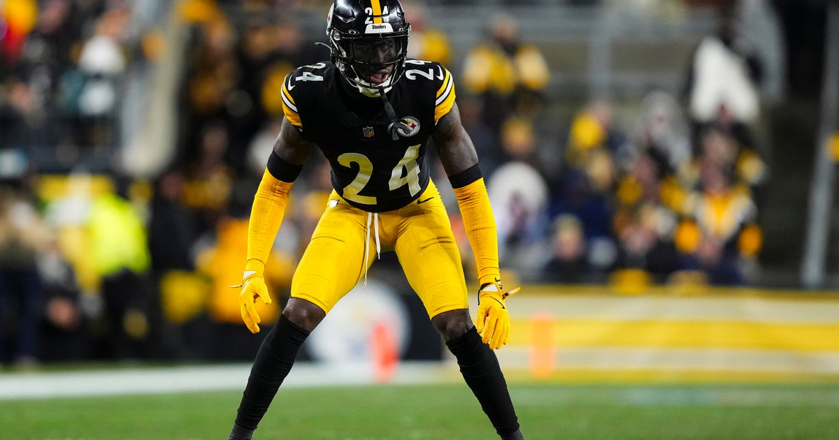 Joey Porter Jr. playing for the Pittsburgh Steelers