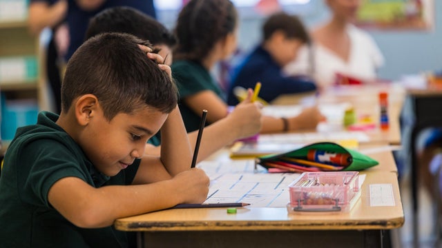 US-NEWS-FLA-MIAMI-DADE-SCHOOL-ENROLLMENT-MI 
