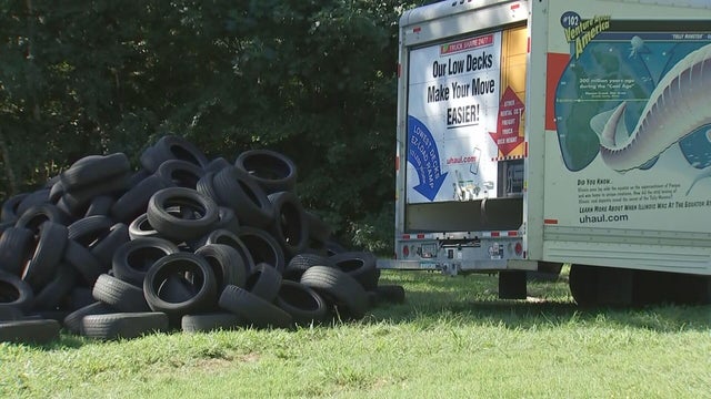 toss-to-goldner-fairmount-park-tires-transfer-frame-0.jpg 