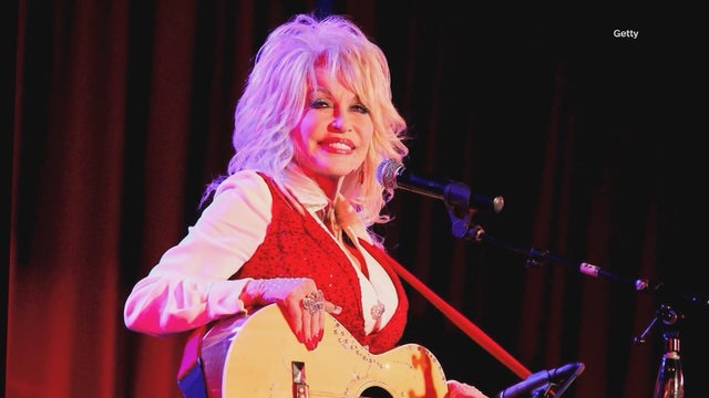andersen-11-pm-pkg-local-radio-legends-react-to-dolly-parton-passing-082526-frame-3550.jpg 