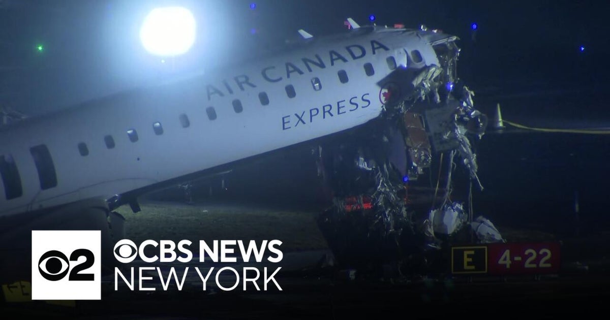 2 LaGuardia air traffic controllers left early before deadly collision, government source says
