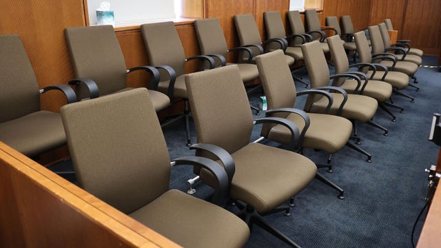 jury.jpg 