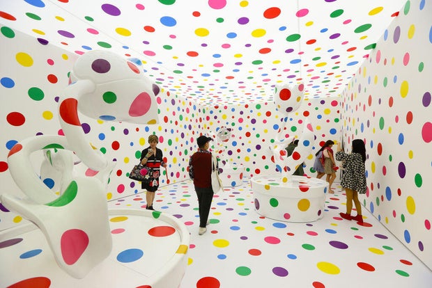 Preview of YAYOI KUSAMA: Life is the Heart of a Rainbow 