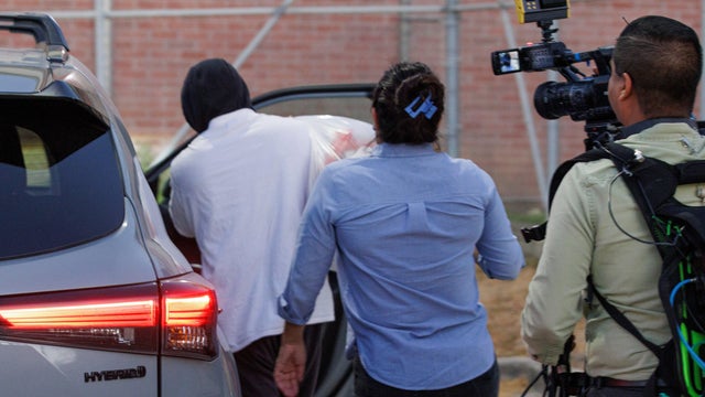 Clashes erupt in Minneapolis after Federal Agents involved in a shooting incident 