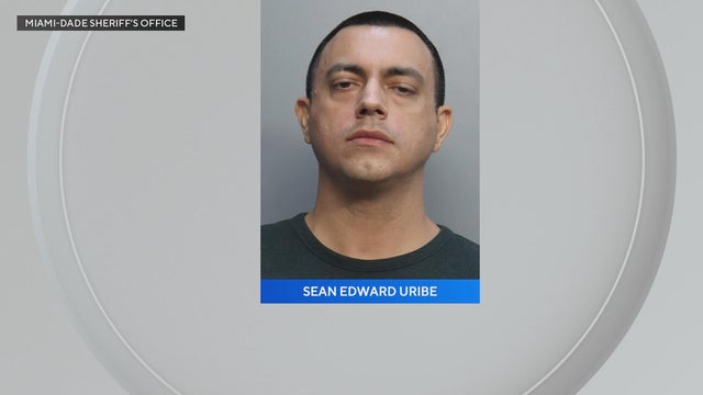 Handcuffs and a suspect's fingerprints 