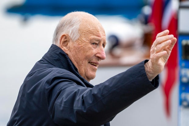 FILES-NORWAY-ROYALS-KING HARALD-OBIT 