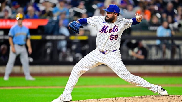 Sean Manaea #59 of the New York Mets pitches against the Milwaukee Brewers during the third inning at Citi Field on August 27, 2026 in New York City. 