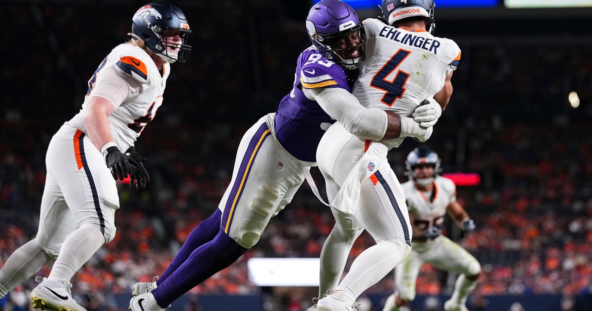 Ehlinger’s big night for the Broncos ends in 34-6 rout of Vikings