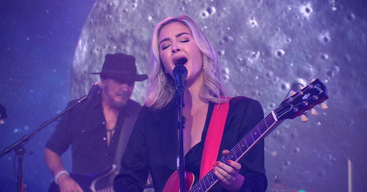 Saturday Sessions: Maggie Rose sings “Weekend Lover”