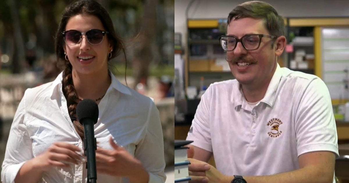 Teacher gets emotional after former student thanks him for believing in her