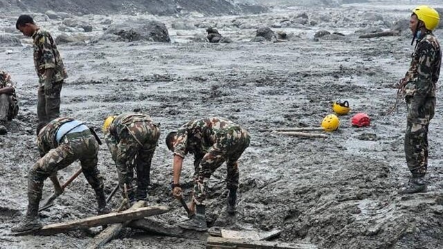 nepal-floods-search-rescue.jpg 
