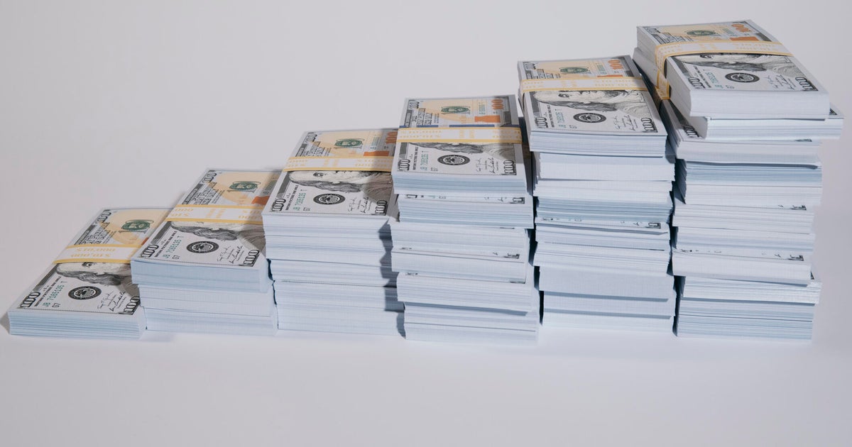 Ето каква лихва може да спечели 18-месечен компактдиск от $100 000 сега на спестители