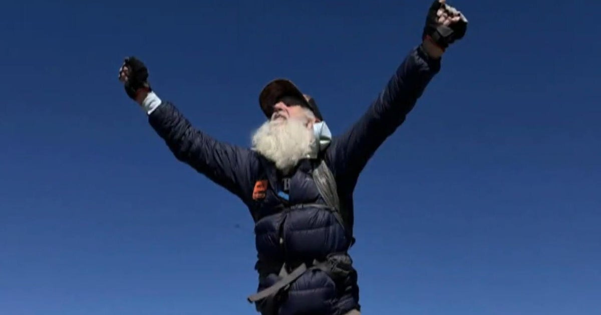 Retired Navy veteran reclaims title of oldest person to finish crossing Appalachian Trail