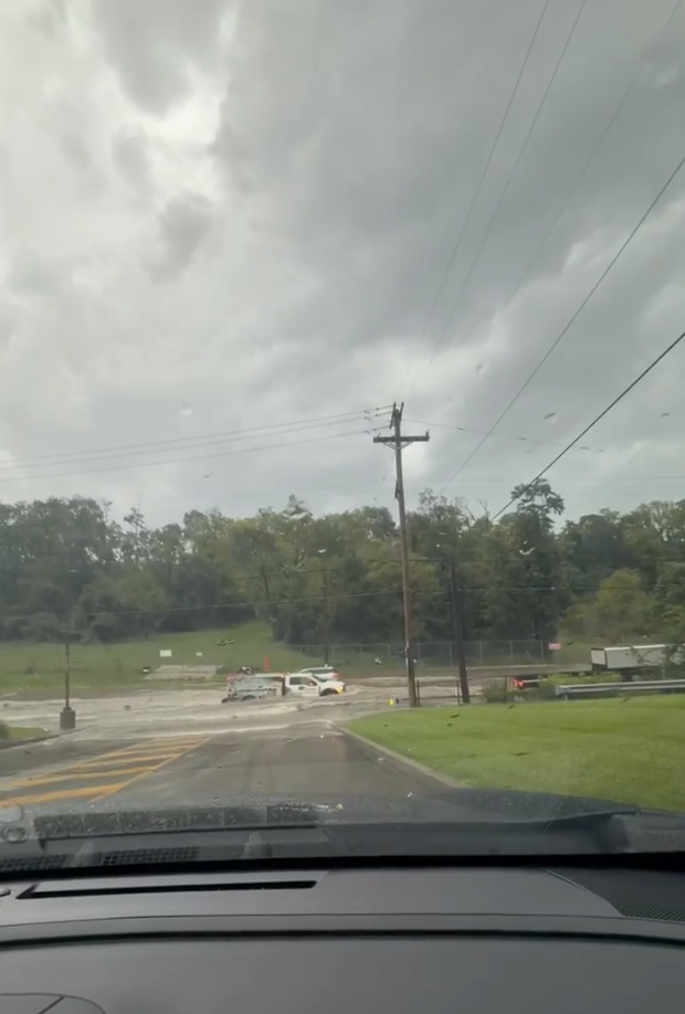 kdka-west-mifflin-sheetz-flooding.png