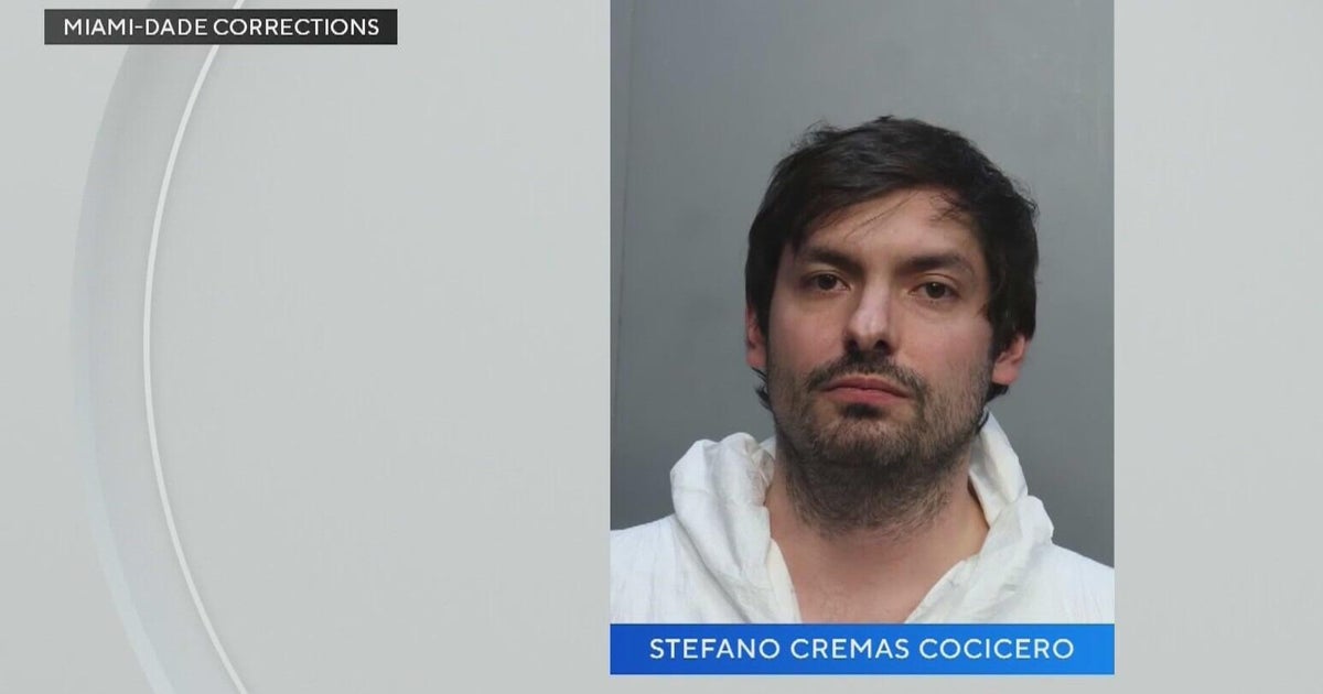 Man accused of fatally stabbing mother in Brickell high-rise - CBS Miami