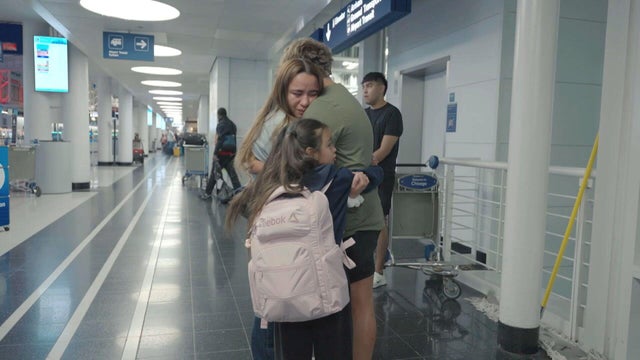 sf-family-self-deports.jpg 