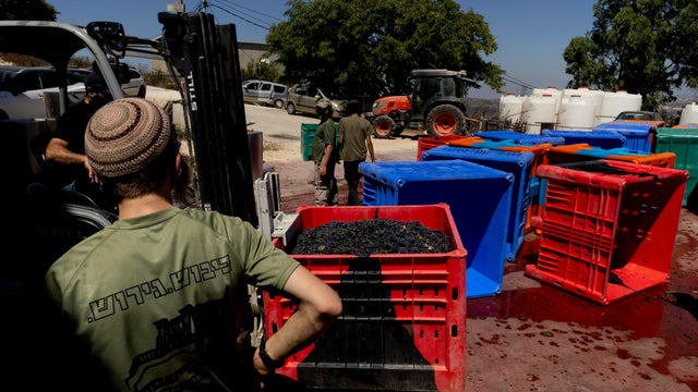 UK Government Announces Restrictions On Buying Goods Made In Illegal West Bank Jewish Settlements 