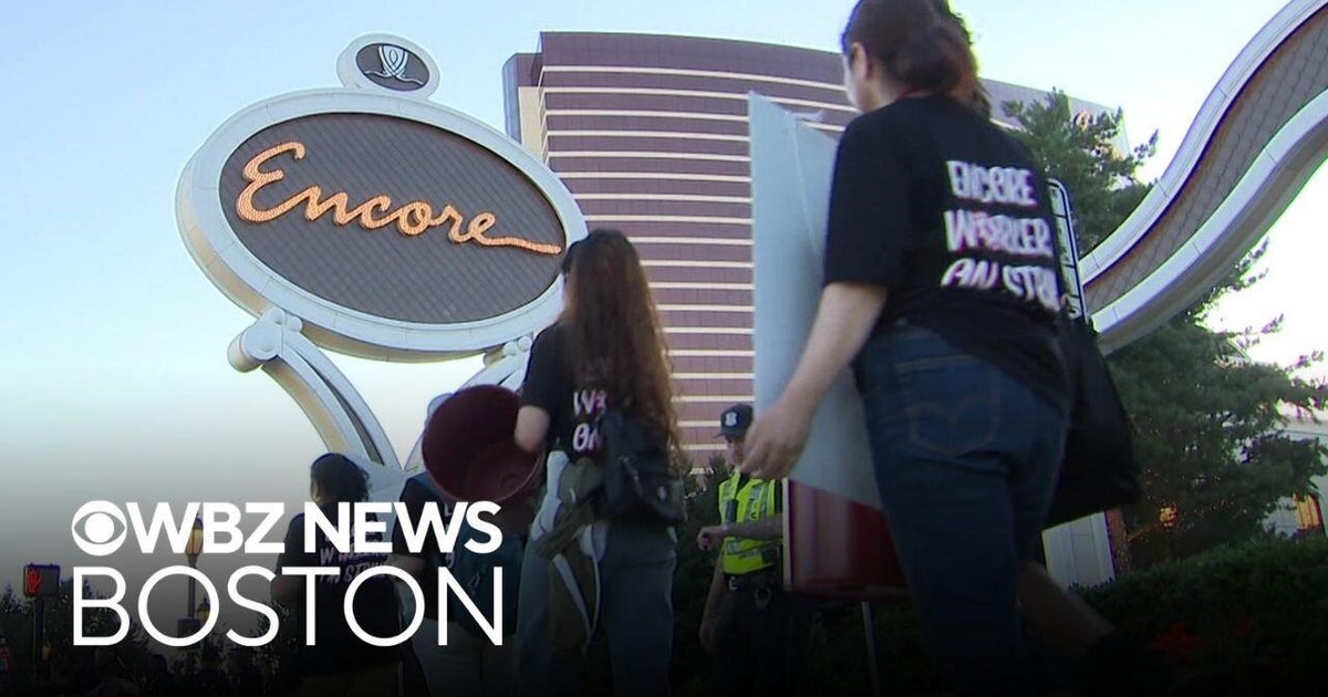 Encore Casino workers continue strike in Massachusetts on Labor Day