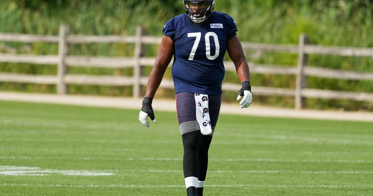 Bears officially name Braxton Jones as starting left tackle for Week 1 vs Panthers