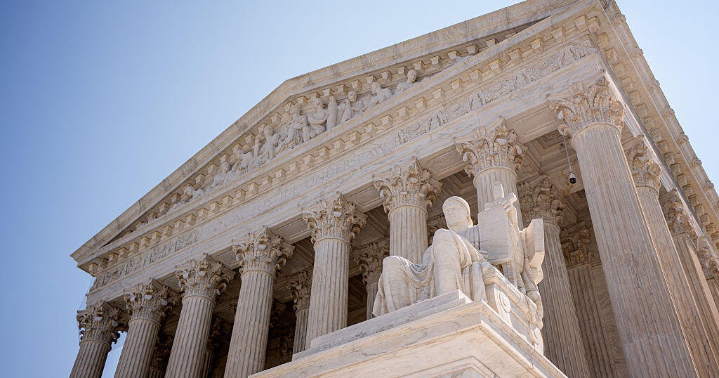Trump administration asks Supreme Court to allow use of citizenship database