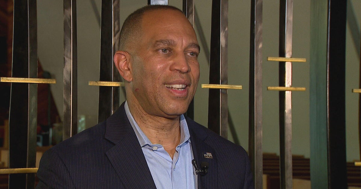 U.S. Rep. Hakeem Jeffries says Republican policies hurting Black Americans in Colorado visit