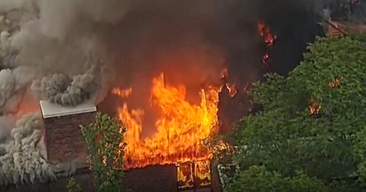 Fire destroys Lochmoor Club; new gate pass option at Detroit Metro; other top stories