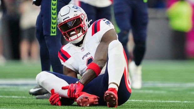 A.J. Brown reportedly put on Patriots' injured reserve list, set to miss 4 games with high ankle sprain