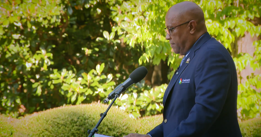 Gwinnett commissioner recalls helping victims after narrowly missing Pentagon meeting on 9/11