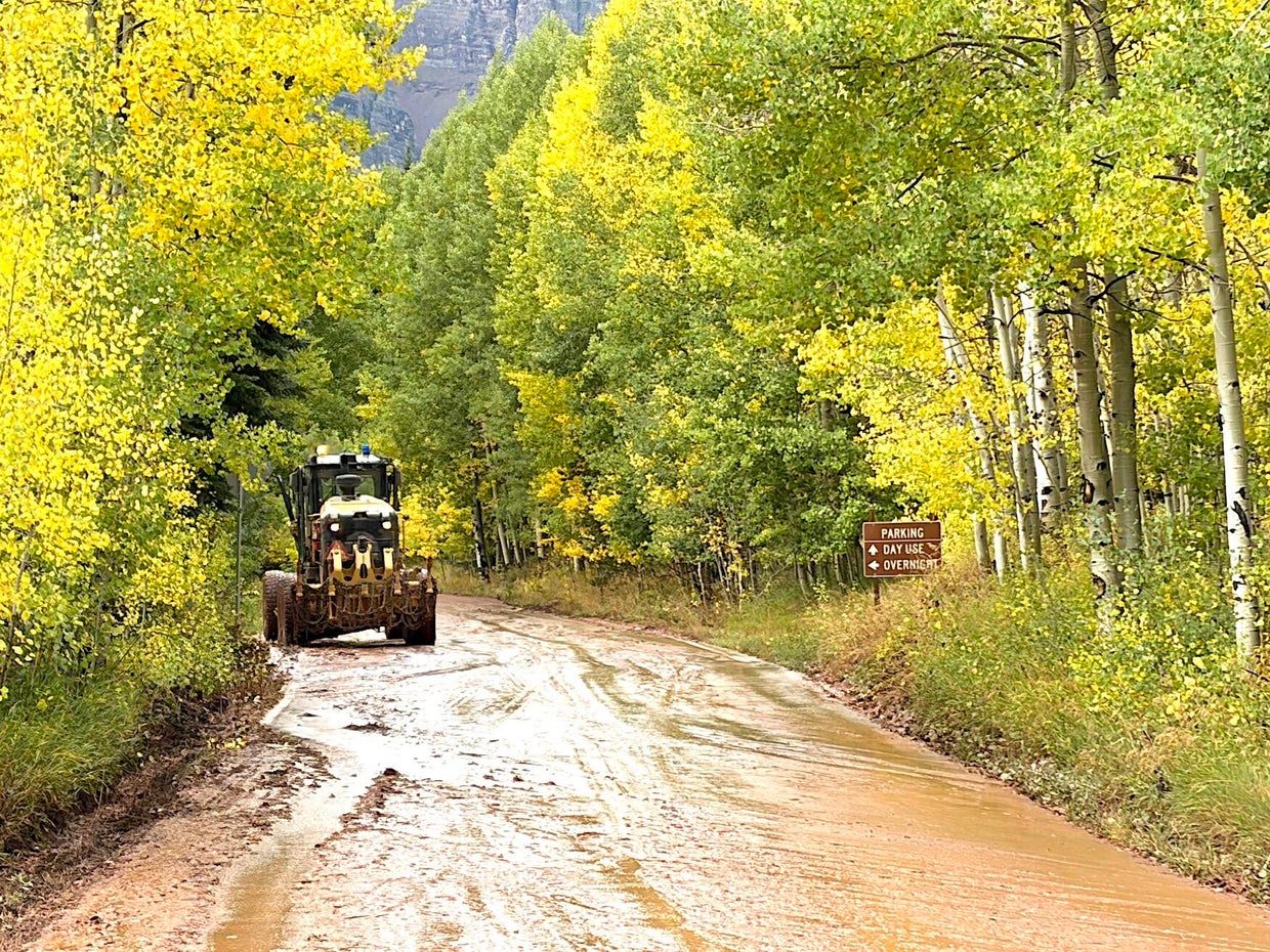 Sudden rain causes mudslide onto road to Colorado's Maroon Bells ...