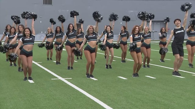 med-raw-stahl-eagles-cheerleaders-hfr-bs-090126-frame-34646.jpg 