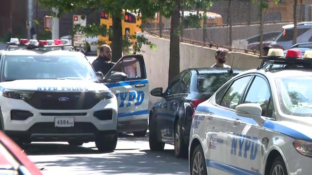 bx-stabbing-hi-res-still-11-06-0125.jpg 