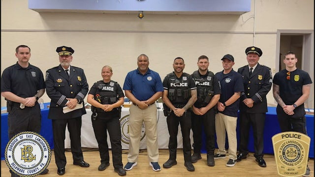 16pkg-mw-e-lansdowne-police-fulltime-transfer-frame-378.jpg 
