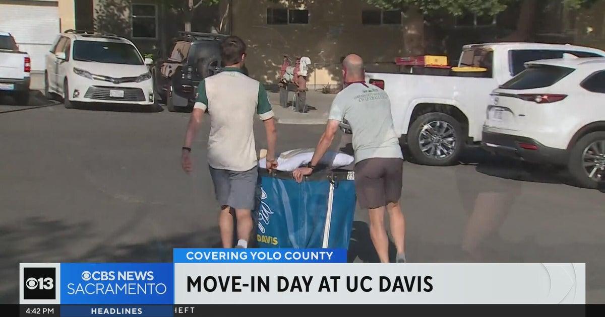 Thousands of students arrive for move-in day at UC Davis