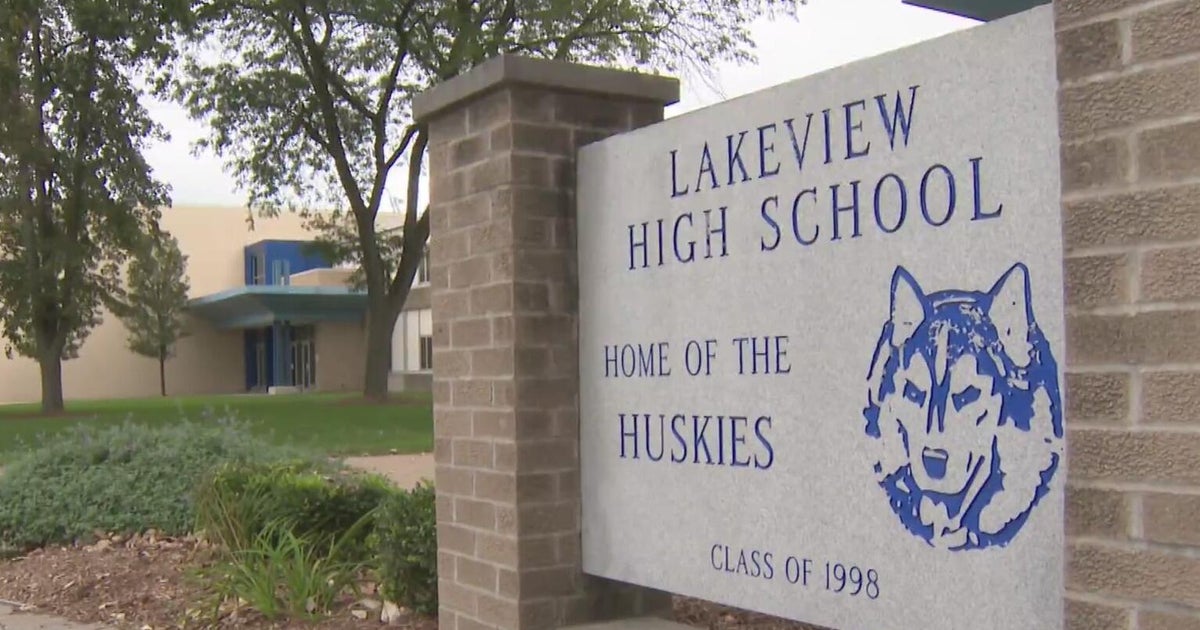 St. Clair Shores parents speak out over controversial policy at Lakeview High