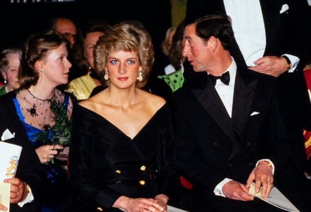 prince-charles-diana-2277286879.jpg