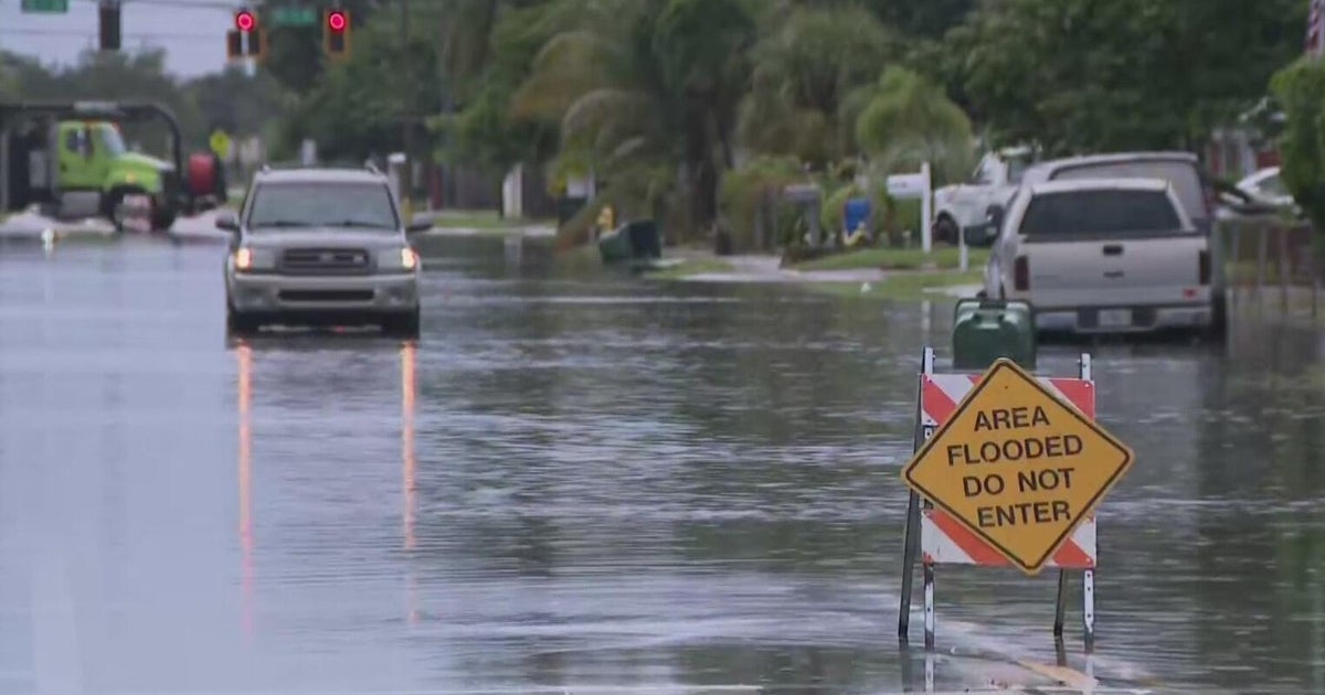Broward flooding turns streets into lakes, delays flights at Fort ...