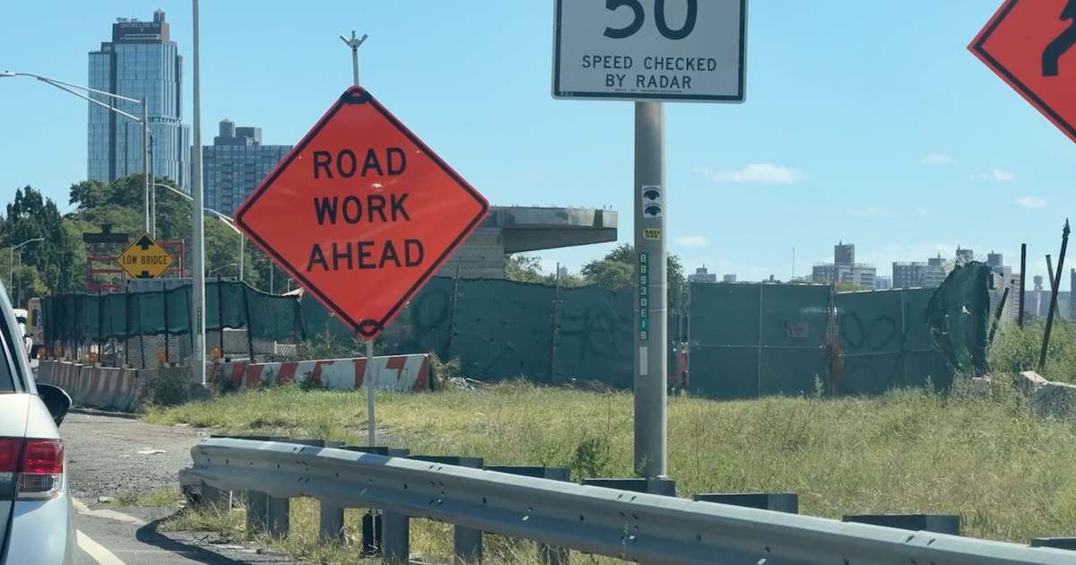 cbsnews.com - Hannah  Kliger - 17th Avenue pedestrian bridge construction ramping up in Brooklyn after years of delays