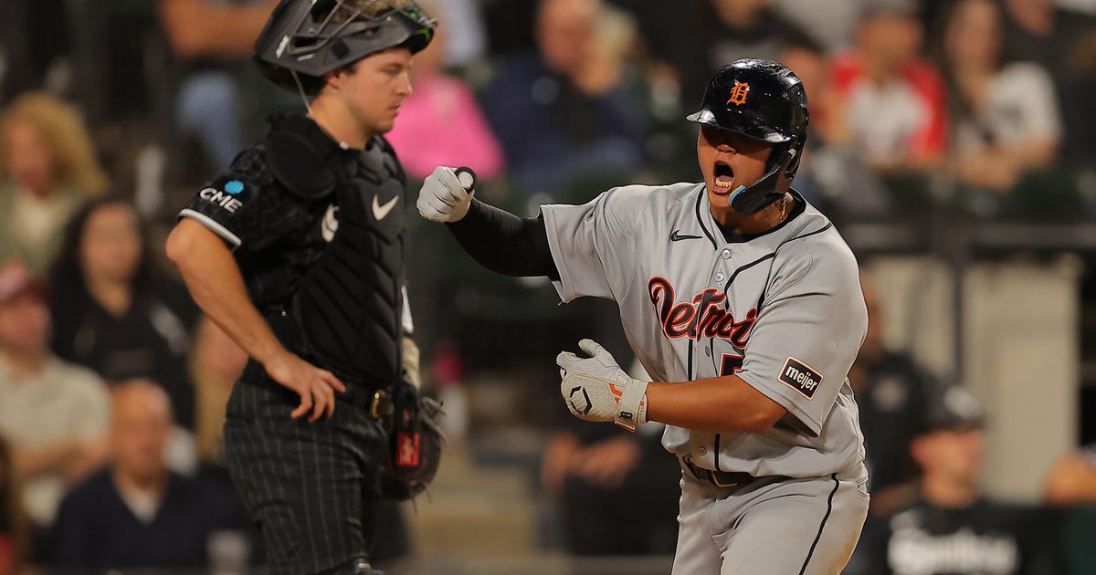 White Sox blow 6-run lead and fall out of 1st place in AL Central with 11-8 loss to Tigers