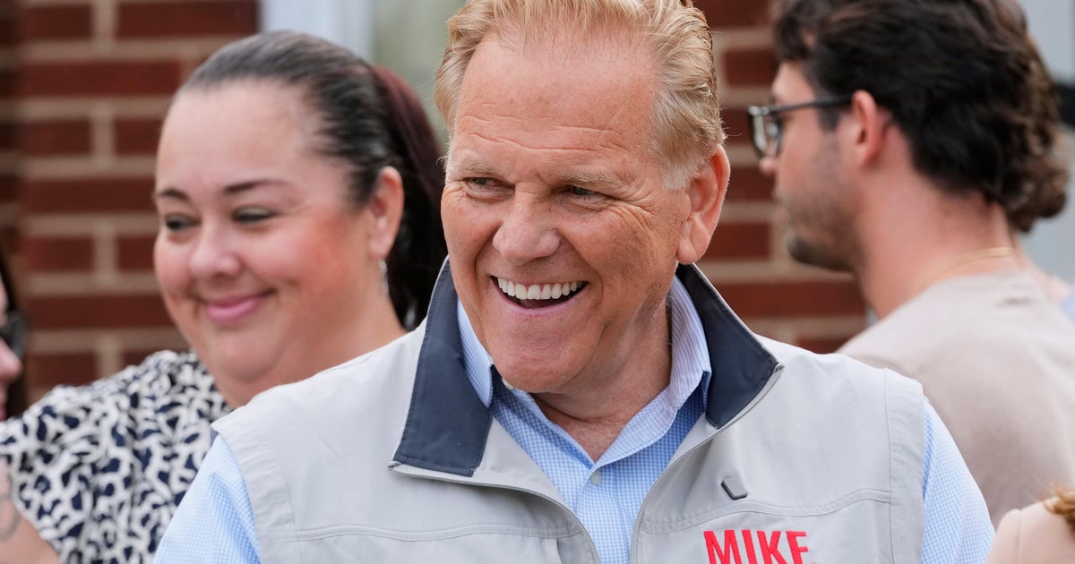 Mike Rogers courts Michigan Democrats and Trump voters as GOP hopes to hold the Senate