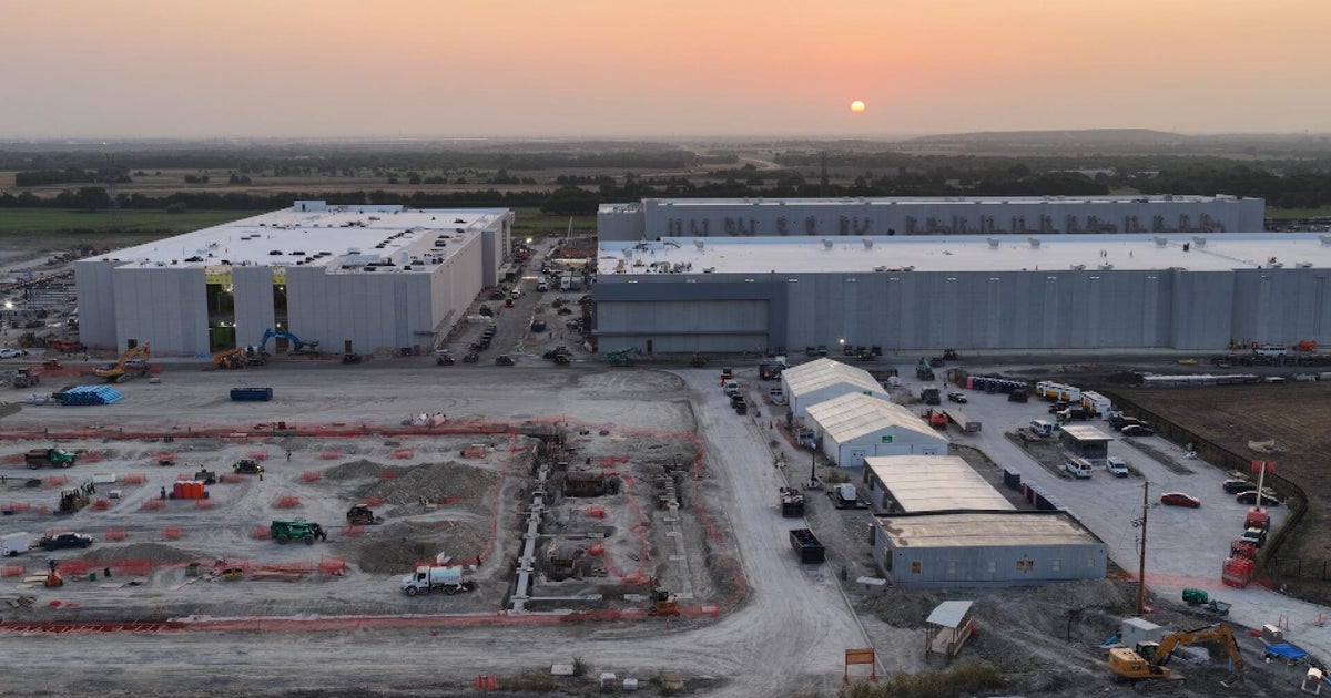 Data center opposition a rare issue uniting Americans across the political divide | 60 Minutes