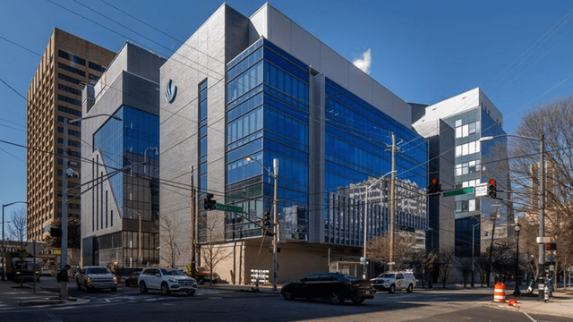 gsu-research-tower-streetlevel-2000x965.png 