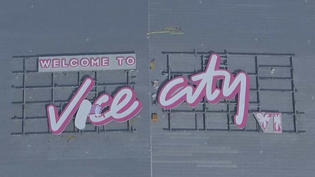 cbsmiami-vice-city-sign-1.jpg 