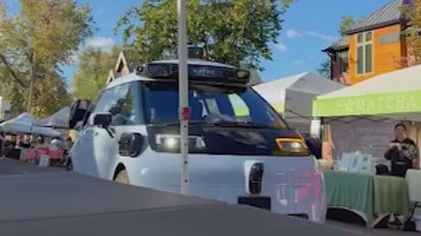 farmers-market-waymo-6vo-transfer-frame-361-copy.jpg