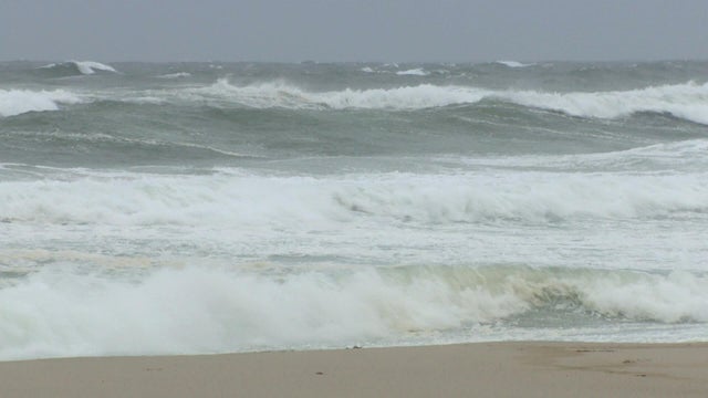 Cape Cod waves 