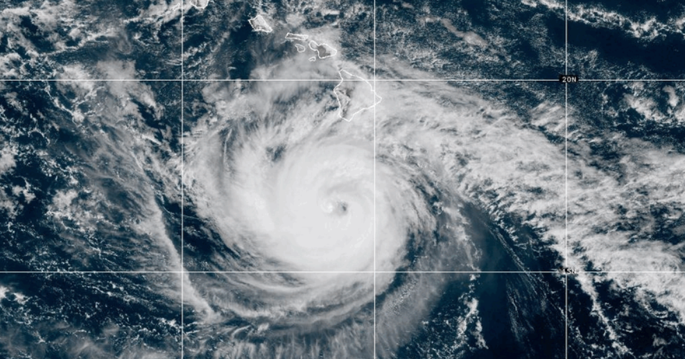 Hurricane Nolo: Hawaii faces flood risk as storm regains strength