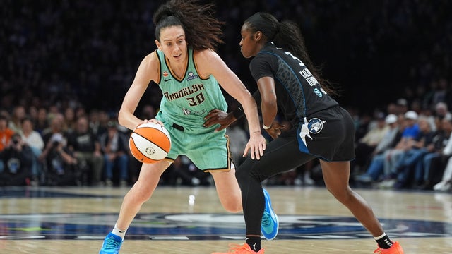Breanna Stewart,Maya Caldwell 