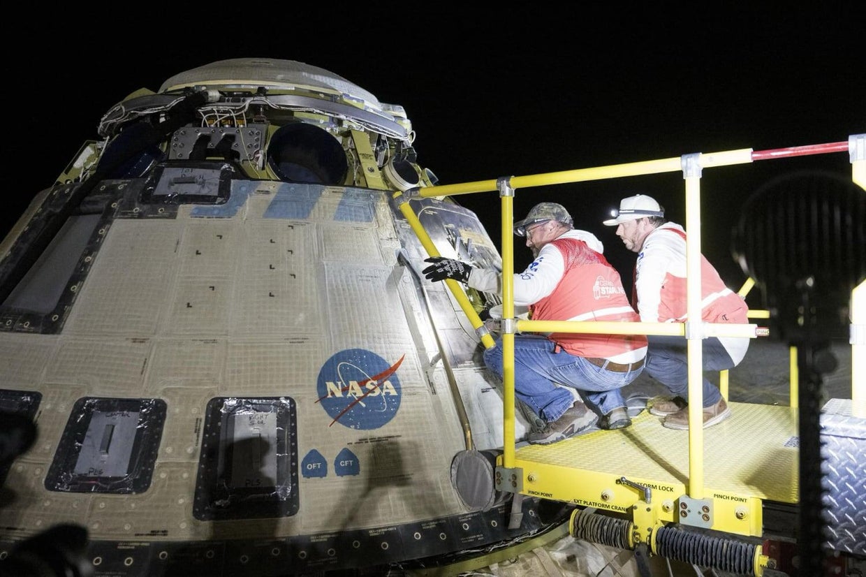 100126-starliner-landing.jpg 