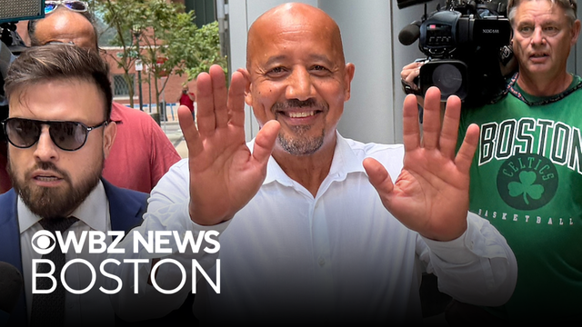 Lawrence mayor will not resign despite multiple indictments