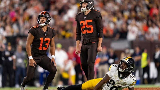 Pittsburgh Steelers v Cleveland Browns 