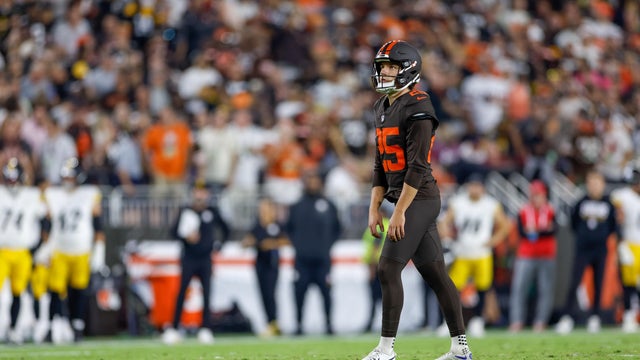 Pittsburgh Steelers v Cleveland Browns 